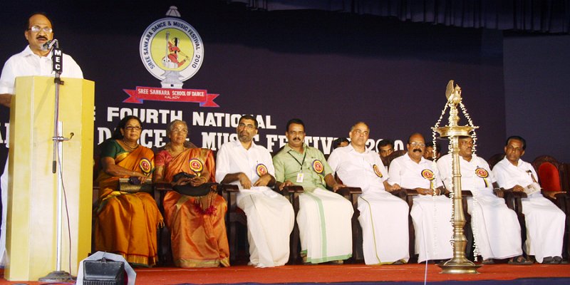 Inauguration_Cent. Minister K.V. thomas.jpg